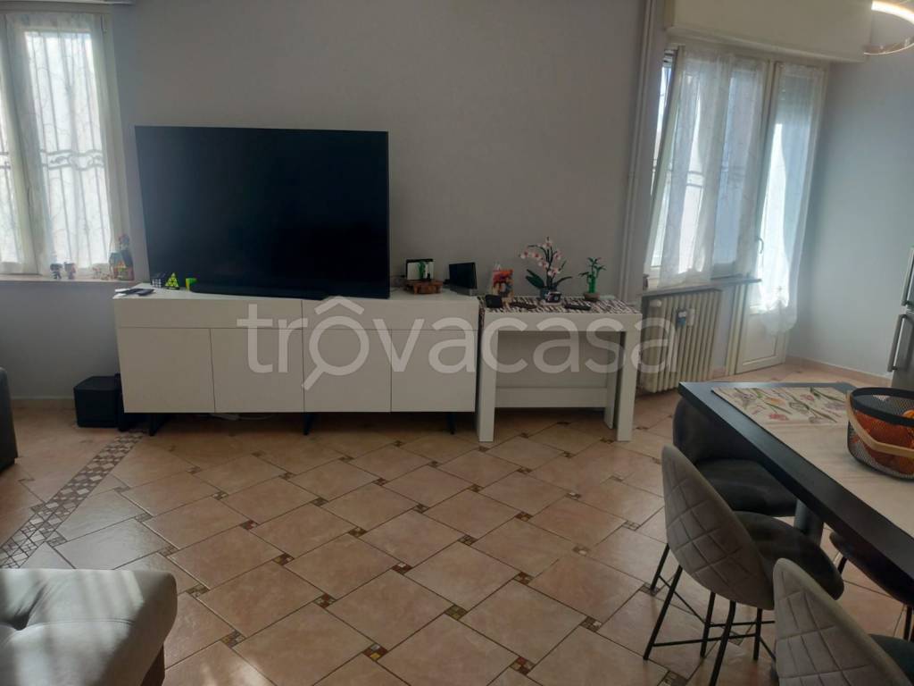 appartamento in vendita a Torino in zona Falchera