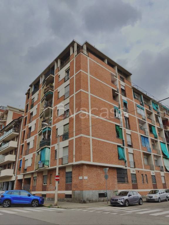 appartamento in vendita a Torino in zona Santa Rita
