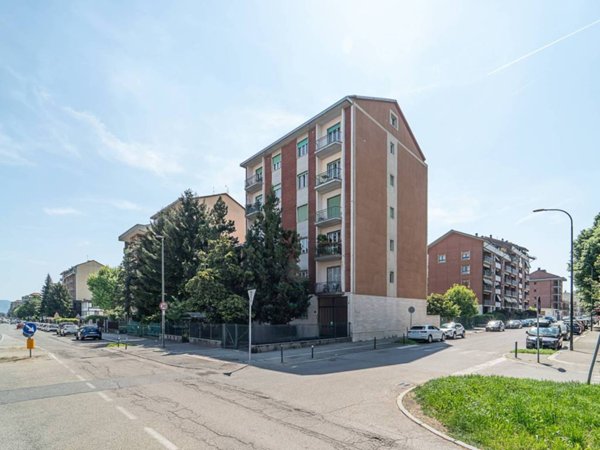 appartamento in vendita a Torino in zona Parella