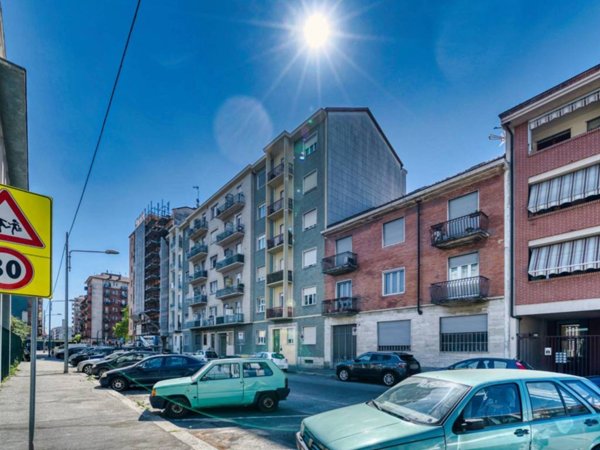 appartamento in vendita a Torino in zona Borgata Vittoria