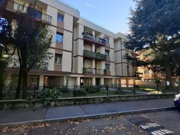 appartamento in vendita a Torino in zona Pozzo Strada