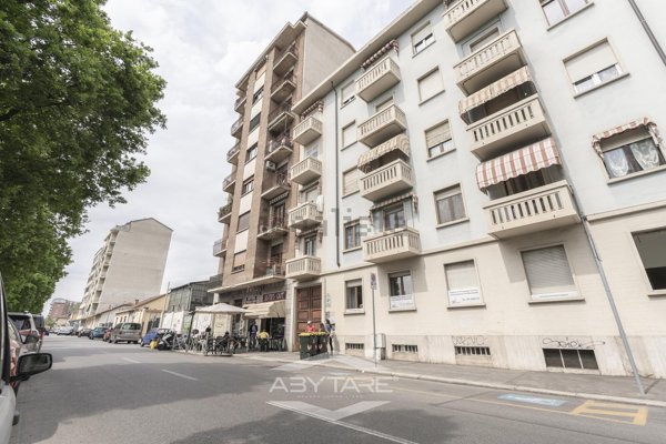 appartamento in vendita a Torino in zona Borgo San Paolo