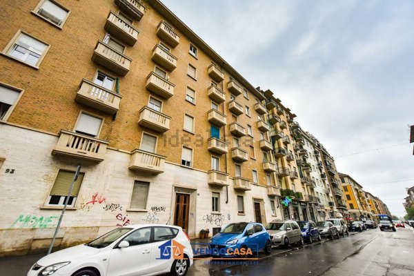 appartamento in vendita a Torino in zona Lingotto