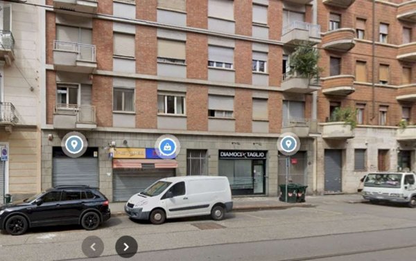 negozio in vendita a Torino in zona Cenisia