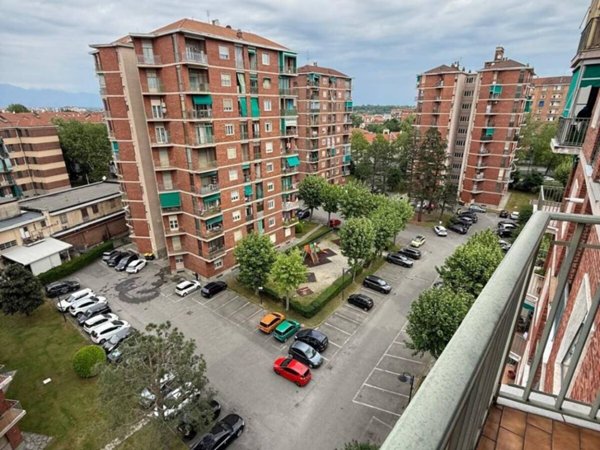 appartamento in vendita a Torino in zona Borgata Vittoria