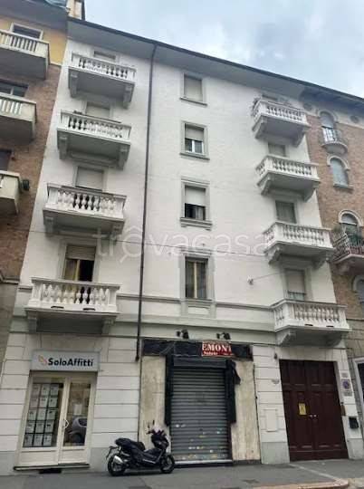 negozio in vendita a Torino in zona Borgata Vittoria
