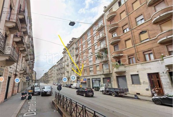 negozio in vendita a Torino in zona Cenisia