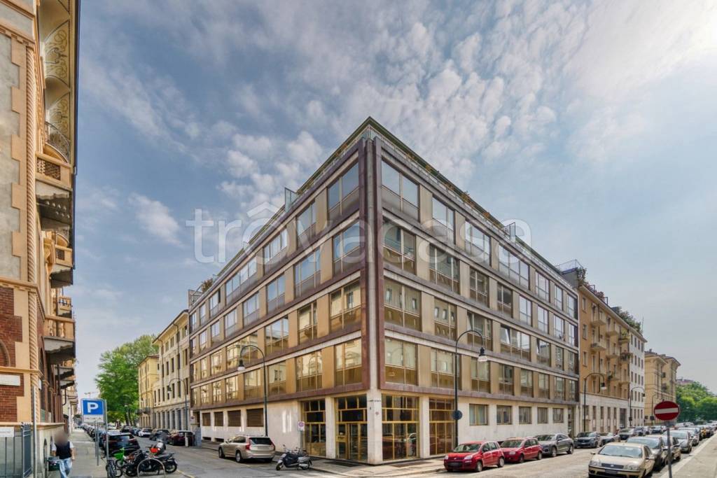 ufficio in vendita a Torino in zona Centro Storico