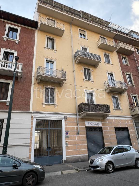 appartamento in vendita a Torino in zona Pozzo Strada