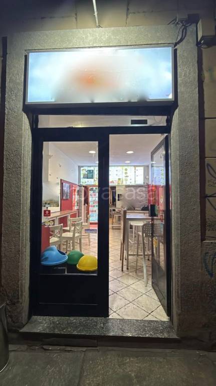 negozio in vendita a Torino in zona Vanchiglia