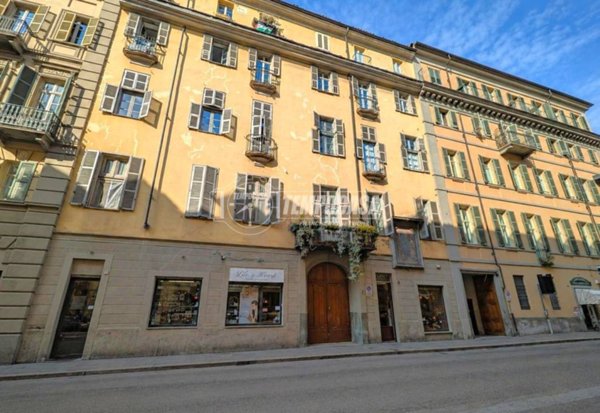 negozio in vendita a Torino in zona Centro Storico
