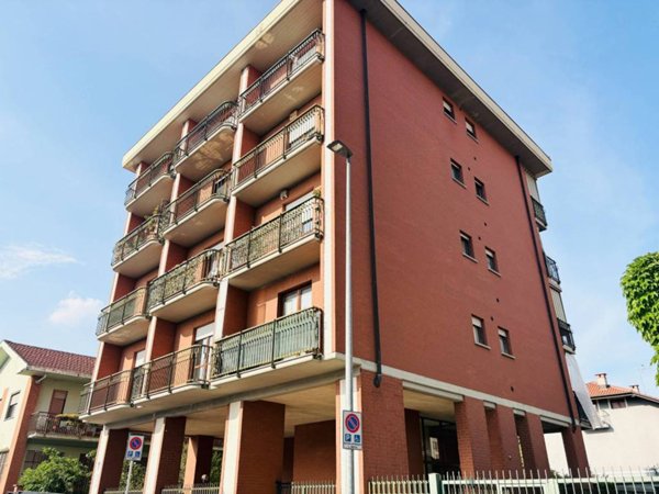 appartamento in vendita a Torino in zona Lucento