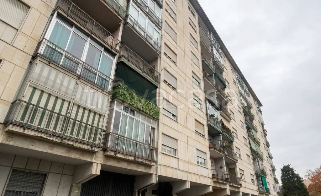 appartamento in vendita a Torino in zona Vallette