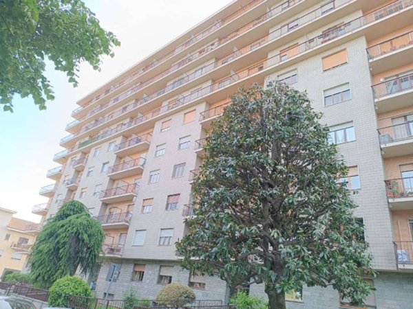 appartamento in vendita a Torino in zona Borgata Vittoria