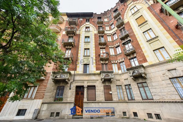 appartamento in vendita a Torino in zona Millefonti