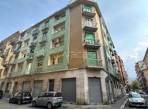 negozio in vendita a Torino in zona San Salvario