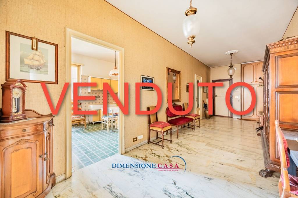 appartamento in vendita a Torino in zona San Salvario