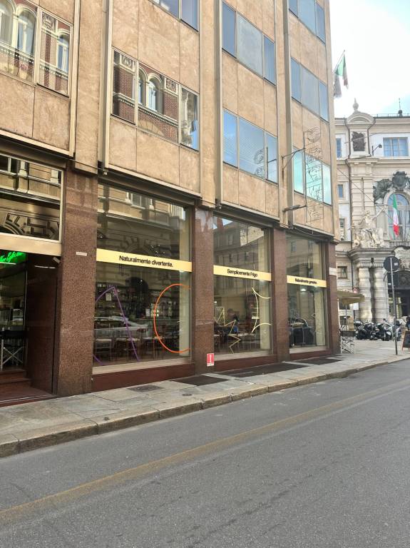 negozio in vendita a Torino in zona Centro Storico