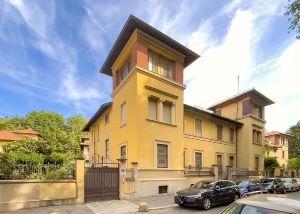 casa indipendente in vendita a Torino in zona Santa Rita
