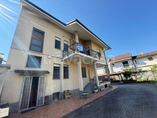 casa indipendente in vendita a Torino in zona Bertolla