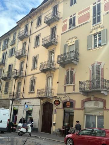 appartamento in vendita a Torino in zona Crocetta