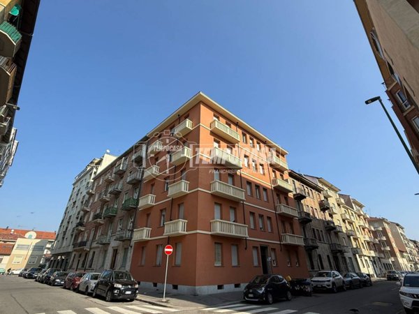 appartamento in vendita a Torino in zona Parella