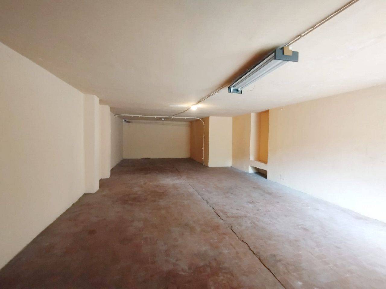 negozio in vendita a Torino in zona Millefonti