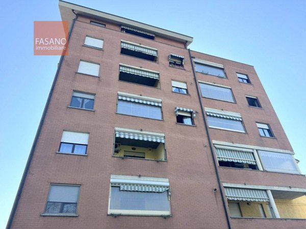 appartamento in vendita a Torino in zona Mirafiori Sud