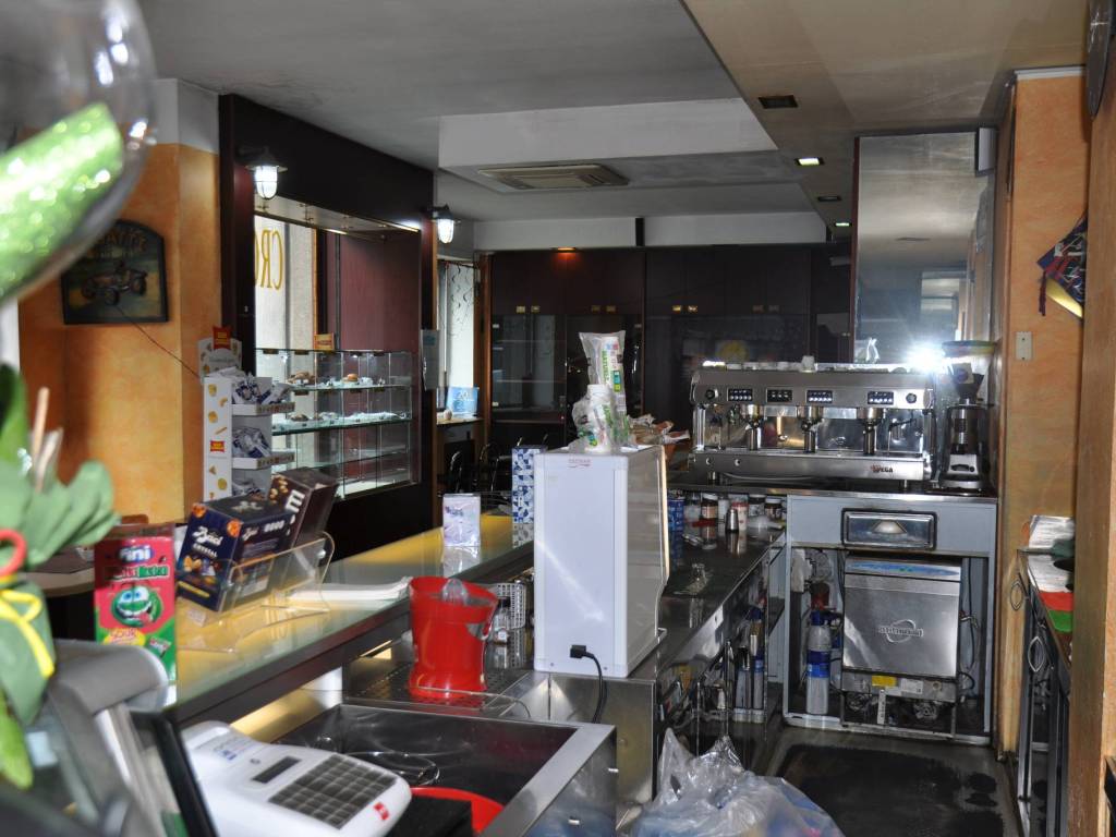 negozio in vendita a Torino in zona Barriera di Milano