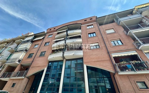 appartamento in vendita a Torino in zona Cenisia