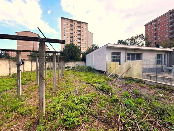 terreno edificabile in vendita a Torino in zona Mirafiori Sud