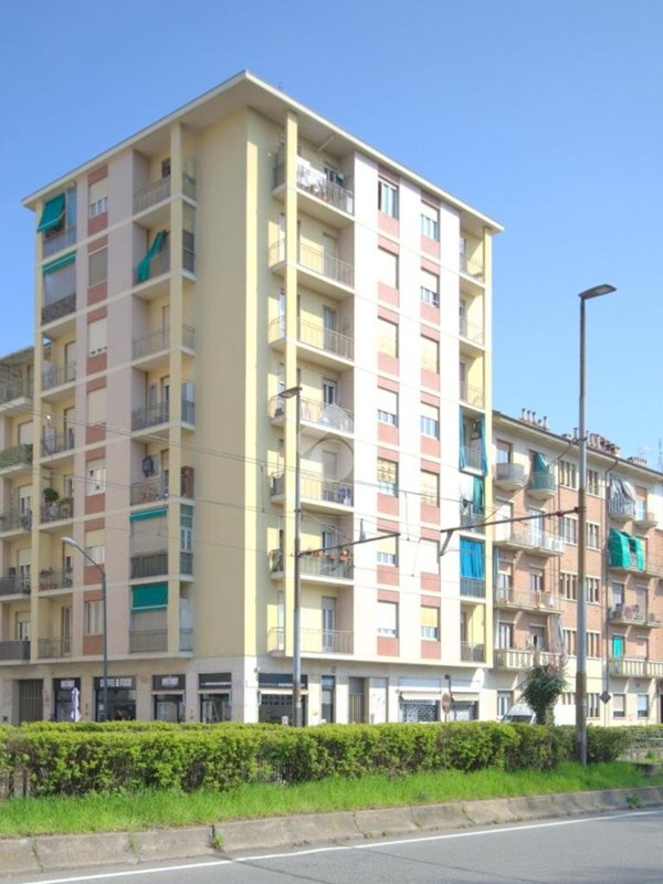 appartamento in vendita a Torino in zona Vallette