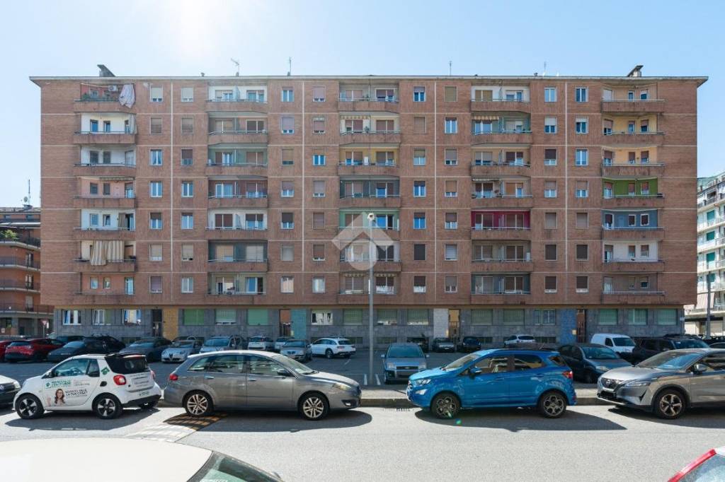 appartamento in vendita a Torino in zona Aeronautica
