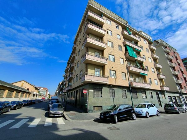 appartamento in vendita a Torino in zona Lucento