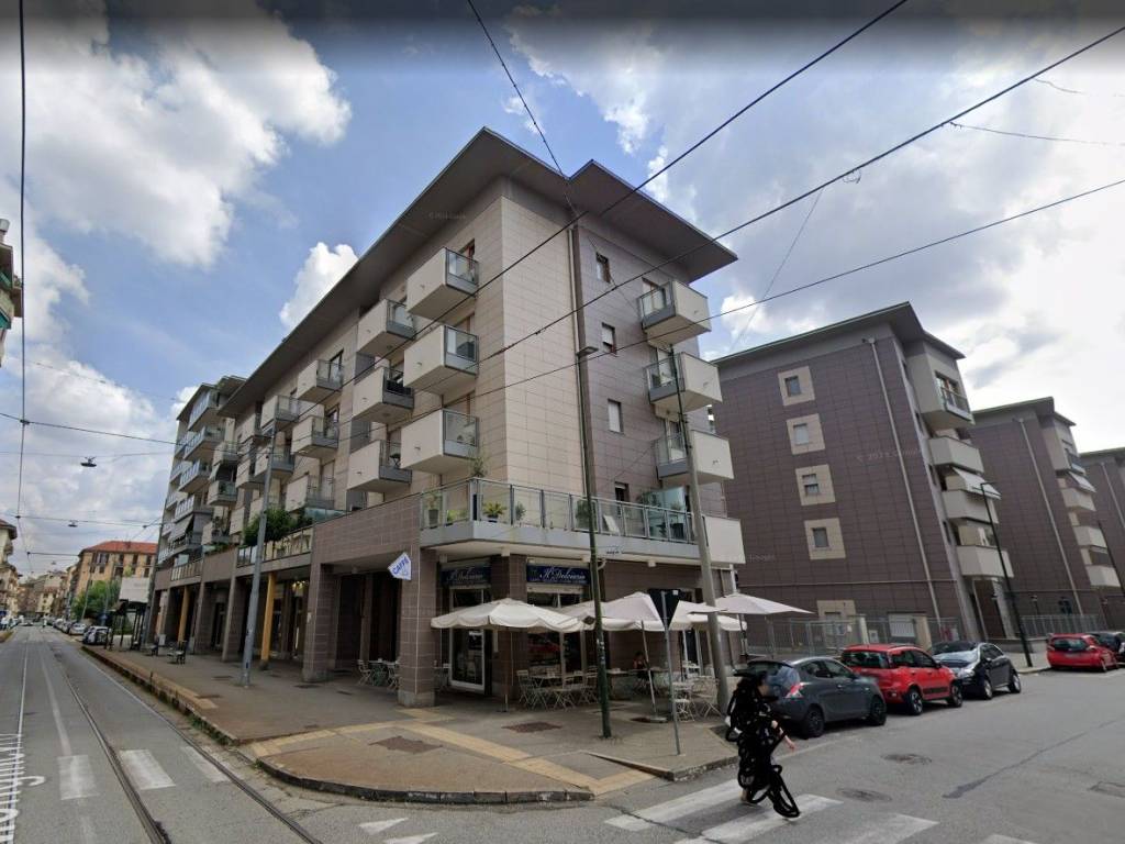 negozio in vendita a Torino in zona Borgo San Paolo