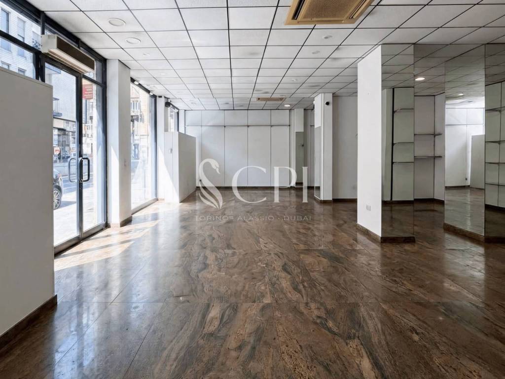 negozio in vendita a Torino in zona San Salvario