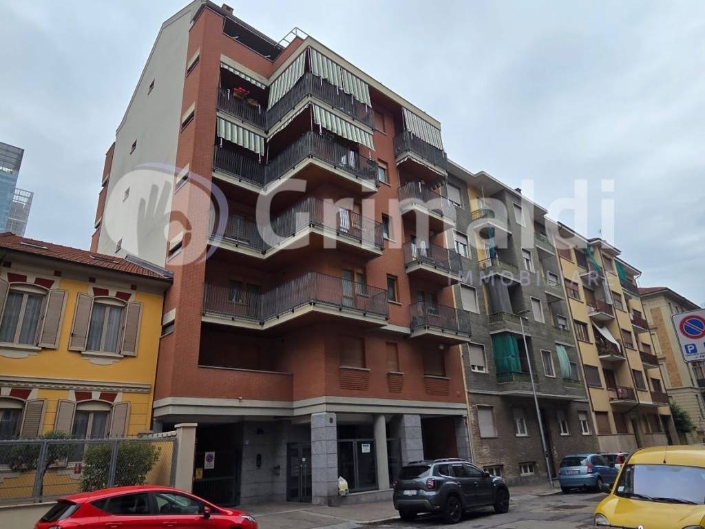 appartamento in vendita a Torino in zona Millefonti