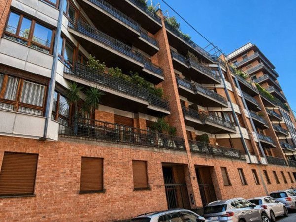appartamento in vendita a Torino in zona Crocetta
