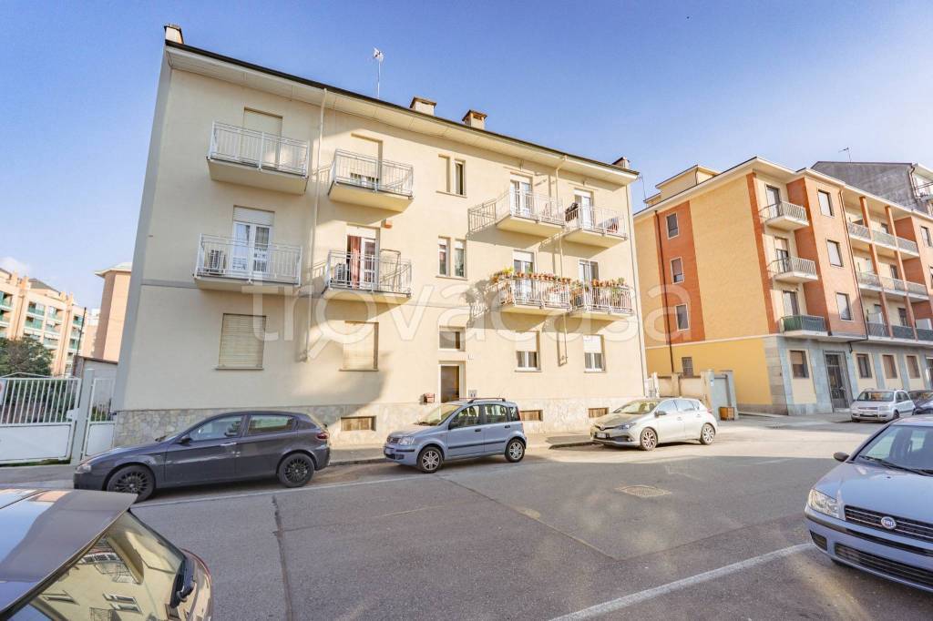 appartamento in vendita a Torino in zona Mirafiori Sud
