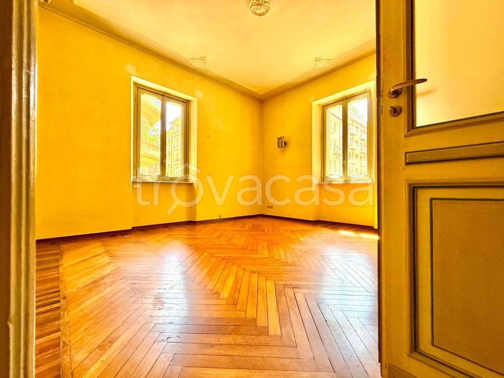 appartamento in vendita a Torino in zona Crocetta