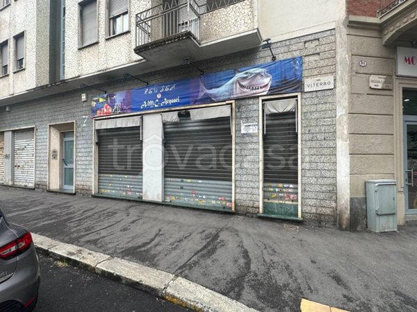negozio in vendita a Torino in zona Madonna di Campagna