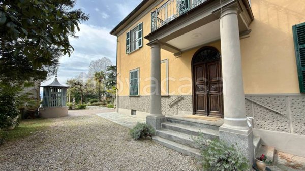 casa indipendente in vendita a Torino in zona Precollina