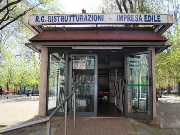 negozio in vendita a Torino in zona Barriera di Milano