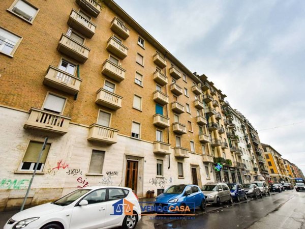appartamento in vendita a Torino in zona Lingotto