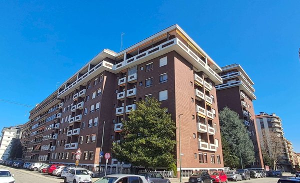 appartamento in vendita a Torino in zona Pozzo Strada