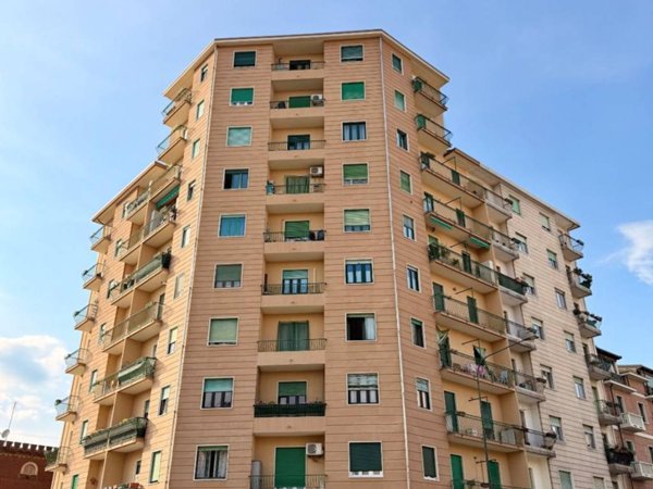 appartamento in vendita a Torino in zona Lucento