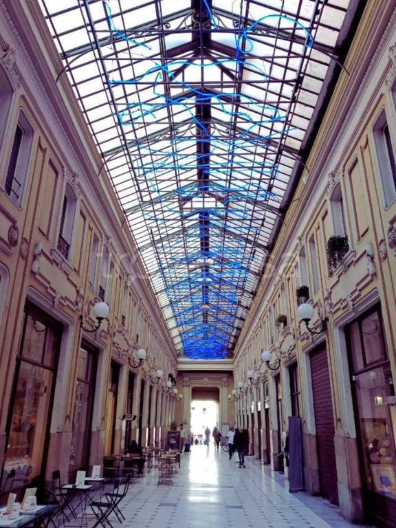 negozio in vendita a Torino in zona Centro Storico