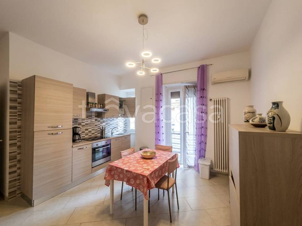 appartamento in vendita a Torino in zona Borgata Vittoria