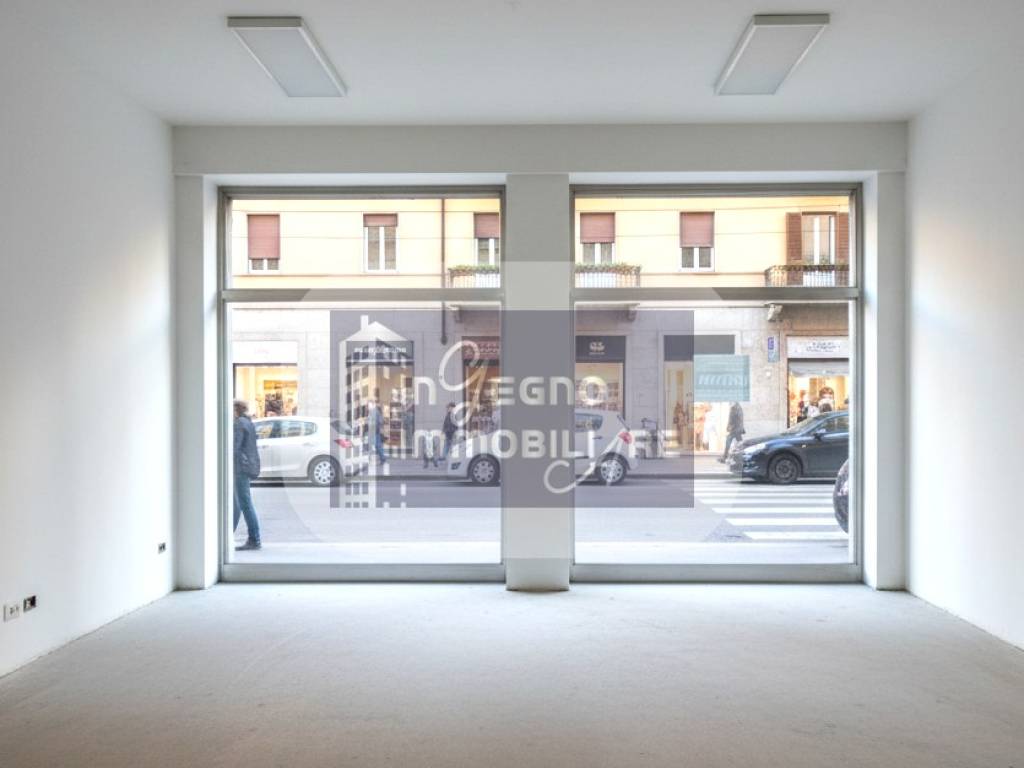 negozio in vendita a Torino in zona Campidoglio