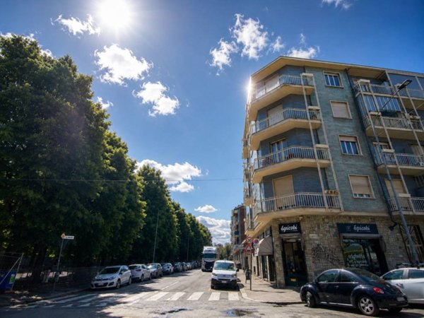 appartamento in vendita a Torino in zona Parella